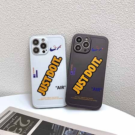 ナイキiphone12pro/12promaxカバー高校生愛用