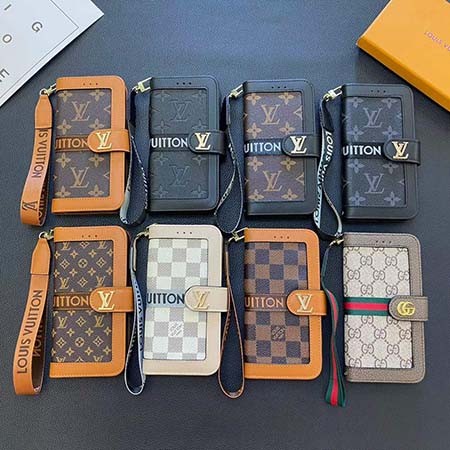 アイフォン 15 ultra カバー gucci風 